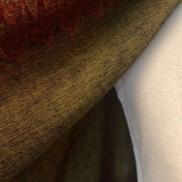 Reversible Paisley Pashmina Wrap - Picture 5 of 8